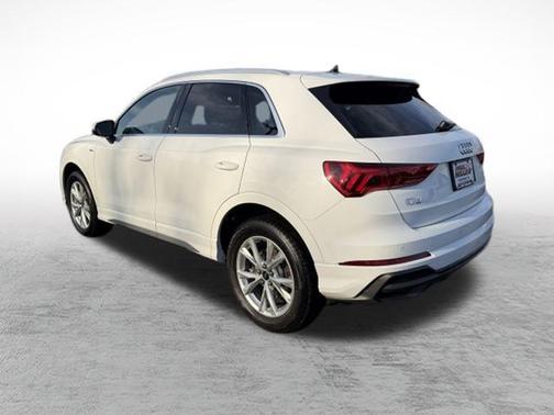 2025 Audi Q3 45 S line Premium