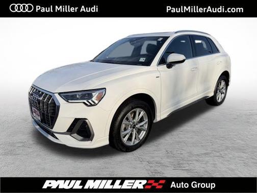 2025 Audi Q3 45 S line Premium