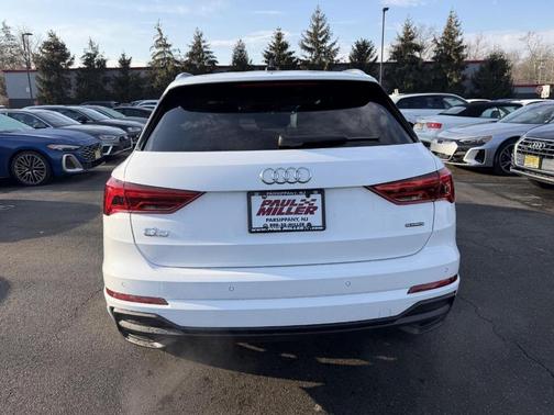 2025 Audi Q3 45 S line Premium