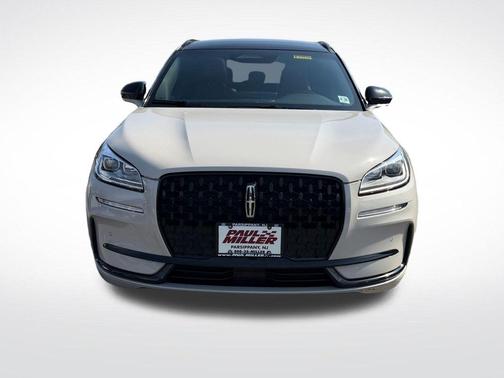 Pristine White 2023 Lincoln Corsair Reserve