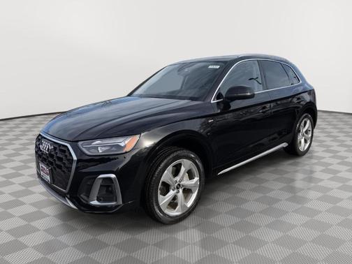 2023 Audi Q5 45 S line Premium Plus