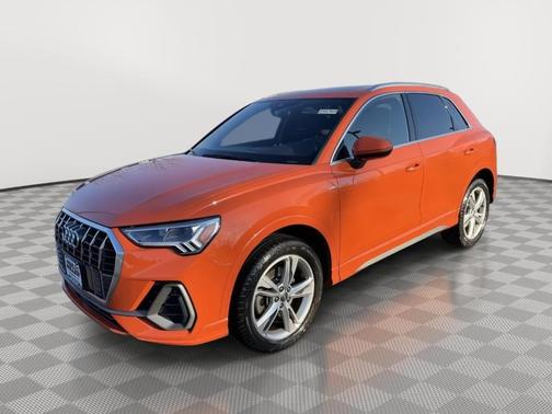 2019 Audi Q3 2.0T S line Premium Plus