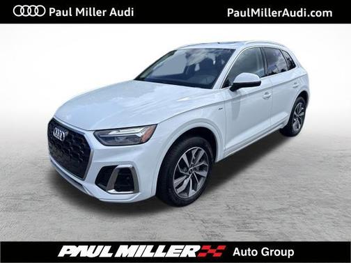 2024 Audi Q5 45 S line quattro Premium