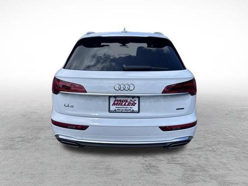 2024 Audi Q5 45 S line quattro Premium