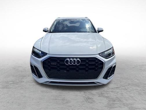 2024 Audi Q5 45 S line quattro Premium