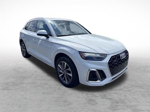 2024 Audi Q5 45 S line quattro Premium