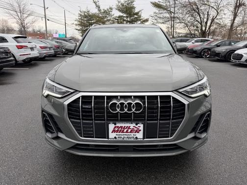 2024 Audi Q3 45 S line Premium