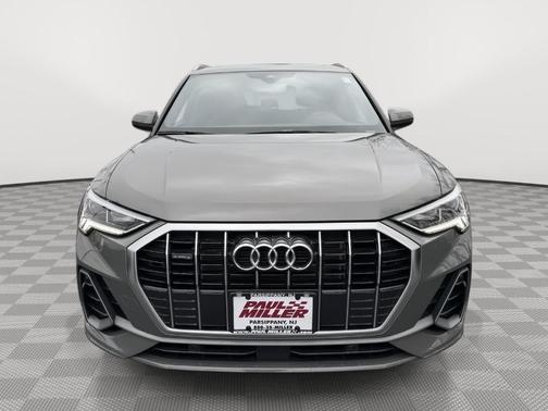 2024 Audi Q3 45 S line Premium