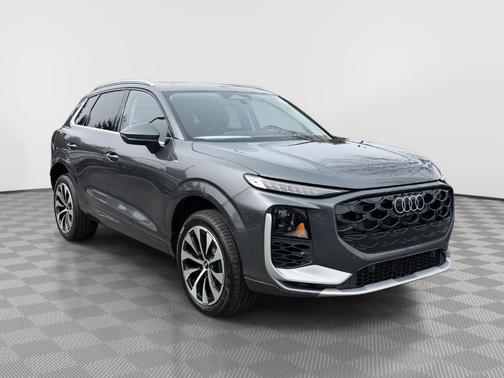 2026 Audi Q3 S line