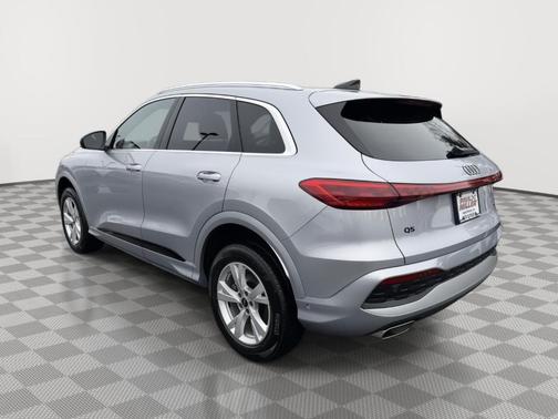 2025 Audi Q5 2.0T quattro Premium