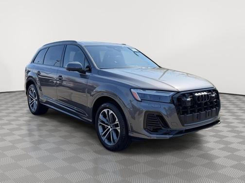 Samurai Gray Metallic 2025 Audi Q7 45 Premium