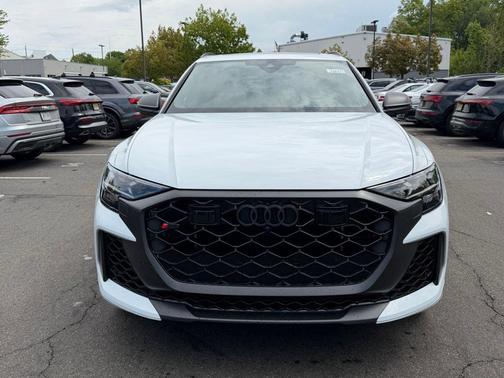 Glacier White Metallic 2026 Audi RS Q8 4.0T quattro