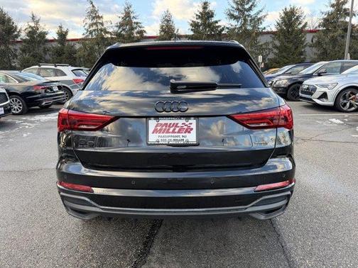 2023 Audi Q3 45 S line Premium