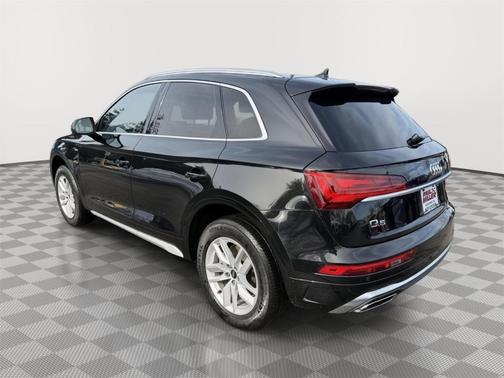 2023 Audi Q5 45 S line quattro Premium