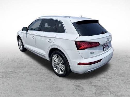 2019 Audi Q5 2.0T Premium Plus