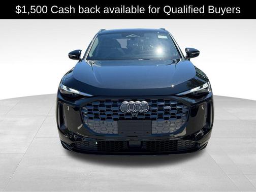 Mythos Black Metallic 2026 Audi Q5