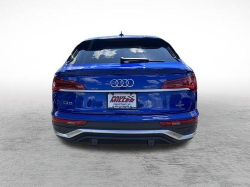 2024 Audi Q5 45 S line quattro Premium