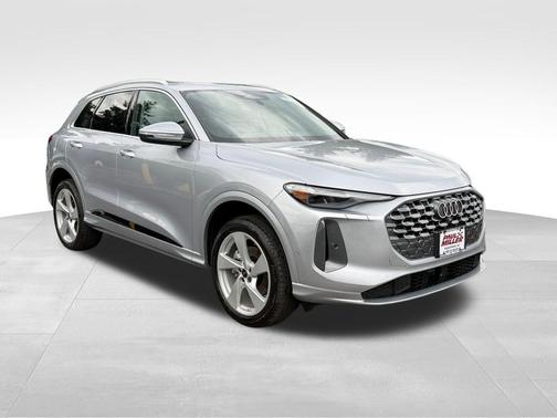 Florett Silver Metallic 2026 Audi Q5 PLUS