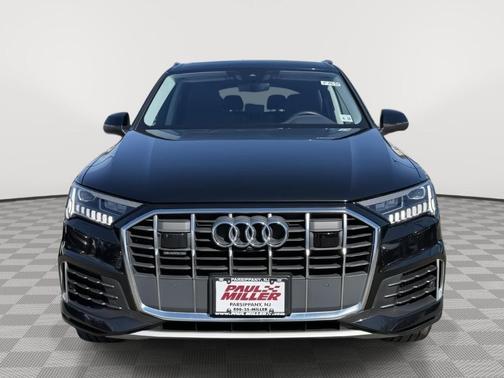 2023 Audi Q7 55 Premium