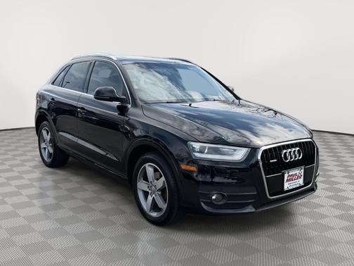 Mythos Black Metallic 2015 Audi Q3 2.0T Premium Plus