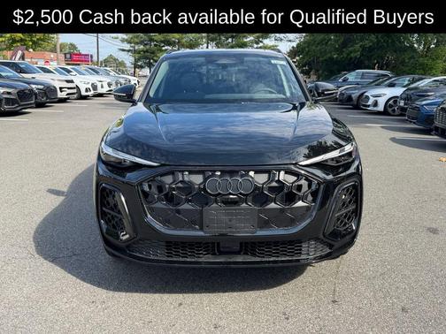 Mythos Black Metallic 2026 Audi Q5