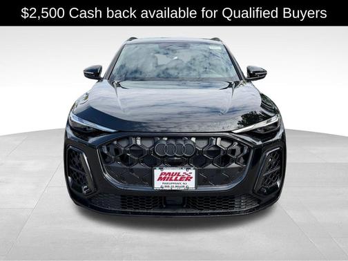 Mythos Black Metallic 2026 Audi Q5