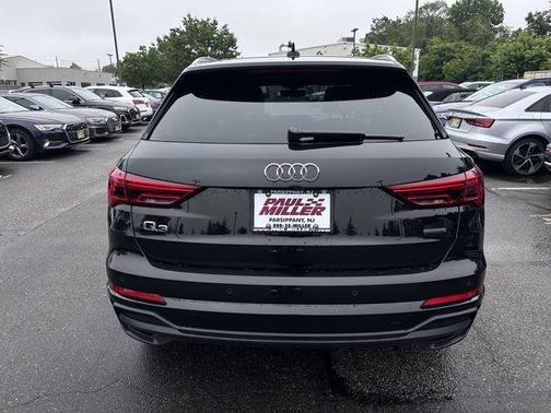 2024 Audi Q3 45 S line Premium