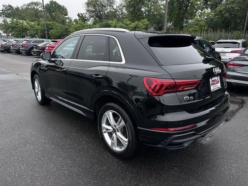 2024 Audi Q3 45 S line Premium