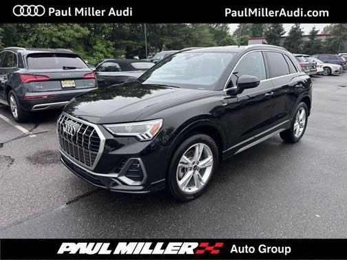 2024 Audi Q3 45 S line Premium