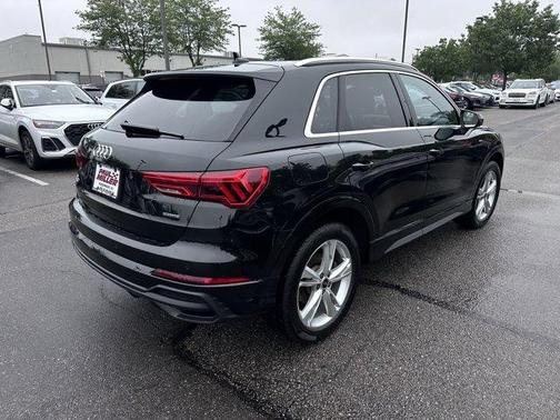 2024 Audi Q3 45 S line Premium