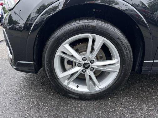 2024 Audi Q3 45 S line Premium