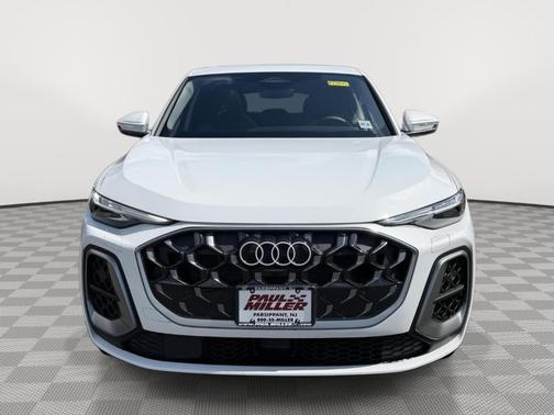 Glacier White Metallic 2025 Audi Q5 2.0T Premium