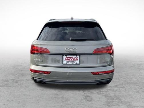 2025 Audi Q5 45 S line quattro Premium