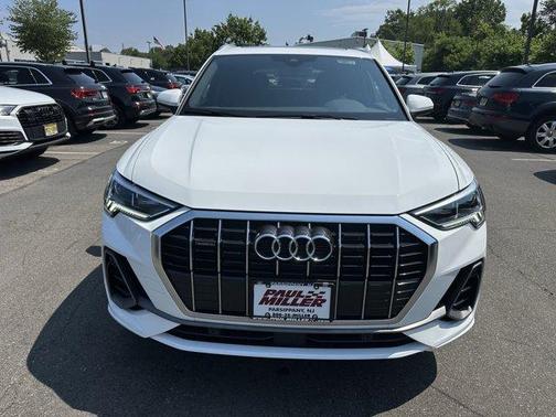 2024 Audi Q3 45 S line Premium