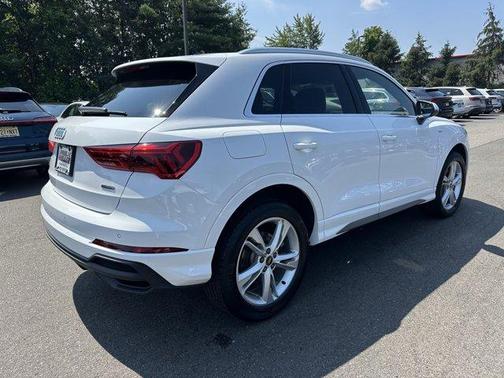 2024 Audi Q3 45 S line Premium