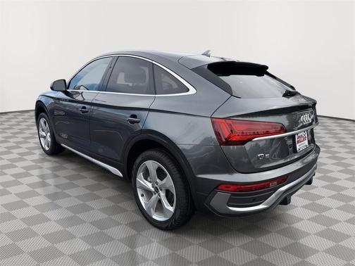 Daytona Gray Pearl Effect 2025 Audi Q5 45 S line quattro Premium