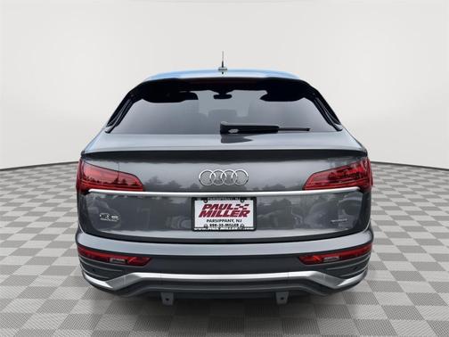 2025 Audi Q5 45 S line quattro Premium