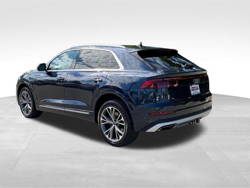 Waitomo Blue Metallic 2024 Audi Q8 55 Premium
