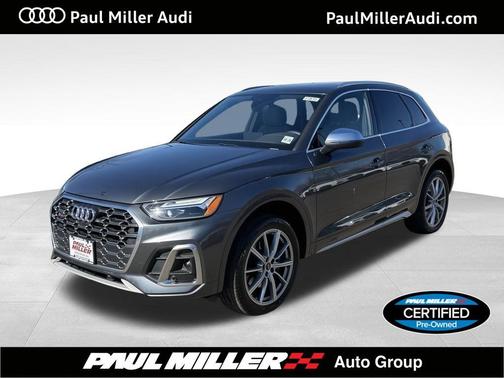 Daytona Gray Pearl Effect 2023 Audi SQ5 3.0T Premium Plus