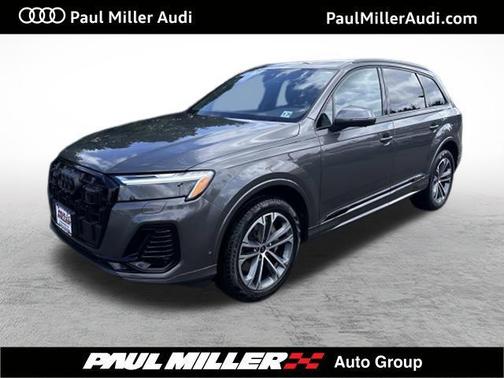 2025 Audi Q7 45 Premium Plus
