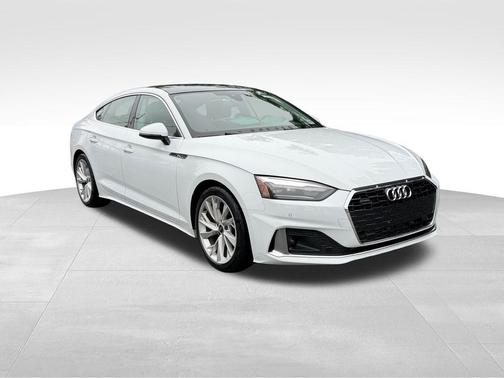 Glacier White Metallic 2021 Audi A5 40 Premium