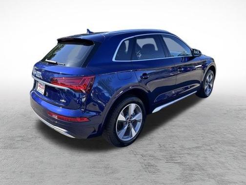 2024 Audi Q5 40 Premium