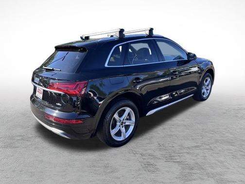 2022 Audi Q5 40 Premium