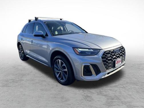 2022 Audi Q5 45 S line quattro Premium