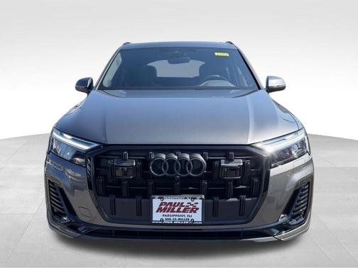 Samurai Gray Metallic 2025 Audi Q7 45 Premium