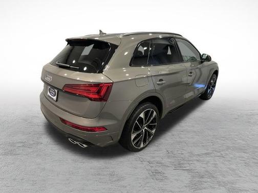 2024 Audi SQ5 3.0T Premium Plus