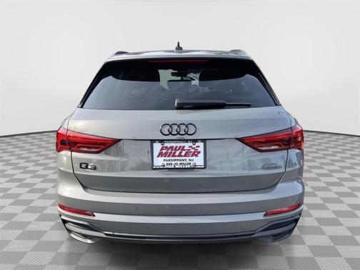 2025 Audi Q3 45 S line Premium