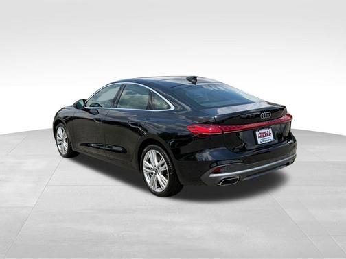 Mythos Black Metallic 2026 Audi A5