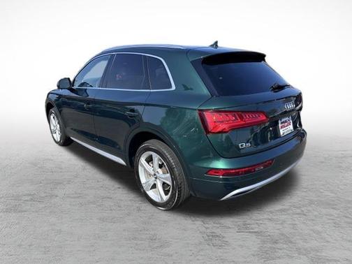 2020 Audi Q5 40 Premium Plus