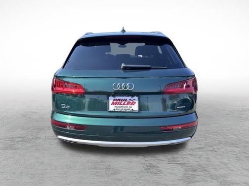 2020 Audi Q5 40 Premium Plus